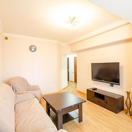 יירבאן Excellent Apartment In The Center Of The Capital.Amiryan מראה חיצוני תמונה